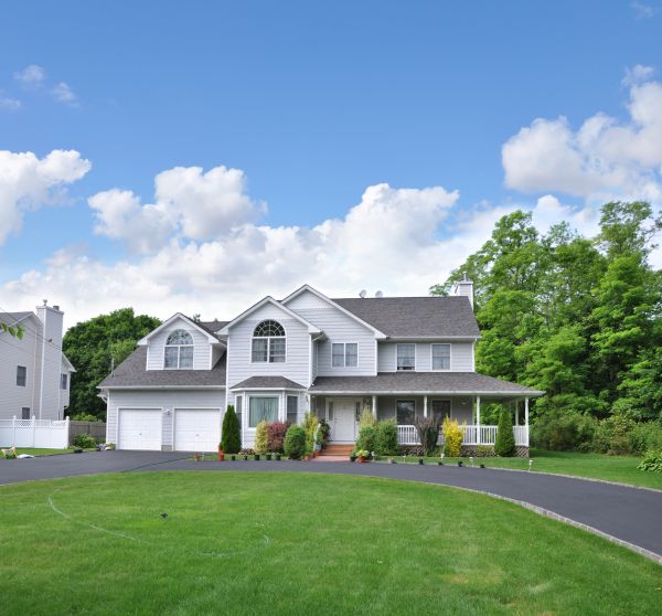 Cost of Driveway Blacktop Installation in Manchester
