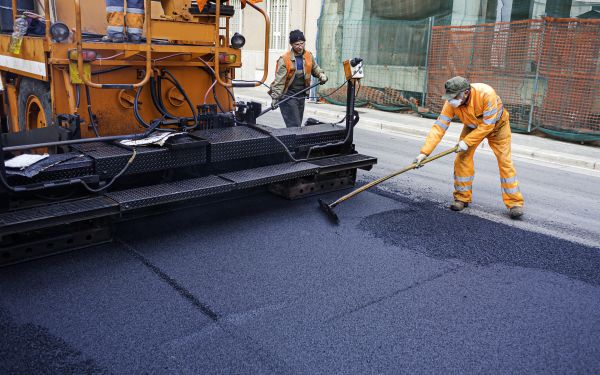 Cost of Asphalt Overlaying in Manchester